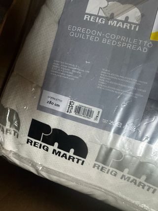 Edredón blanco y gris de poliéster