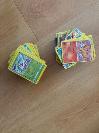 Pack 400 Cartas Pokémon Falsas