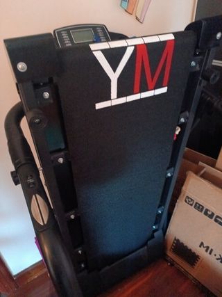 Máquina de andar YM