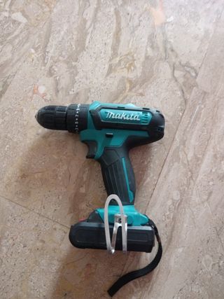 Taladro Percutor Makita