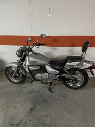 HYOSUNG AQUILA 125cc