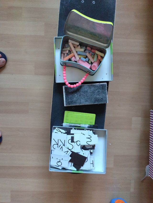 Pizarra infantil Imaginarium verde y naranja