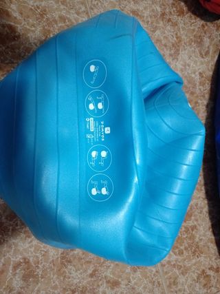 Pelota embarazada azul