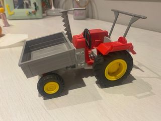 Tractor Playmobil con remolque