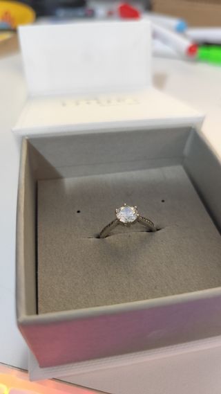 Anillo Lotus Plata y Circonita