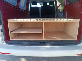 MUEBLE CAMPER CON COLCHONES 