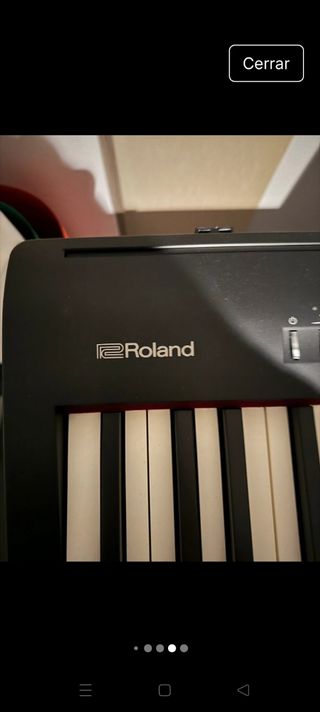 Piano roland, muy poco uso. Incluye pedal (3), ada