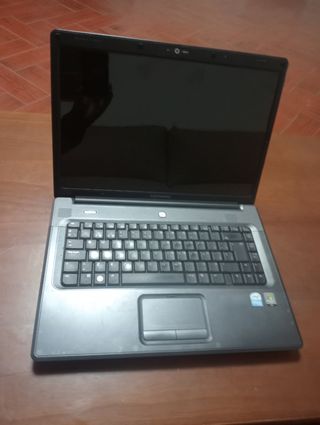 Ordenador HP compact portátil para reacondicionar