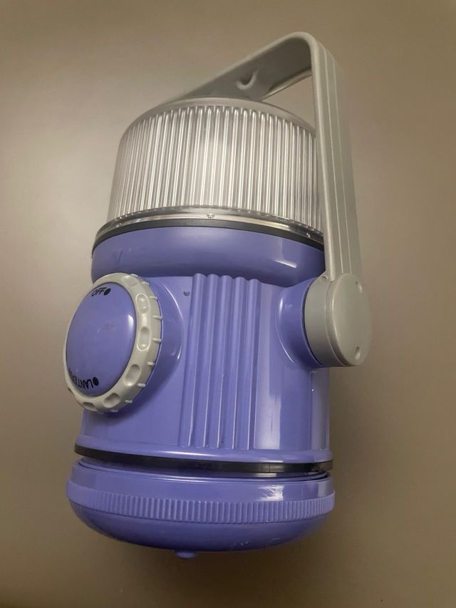 Lanterna torcia campeggio a batterie (no incluse)