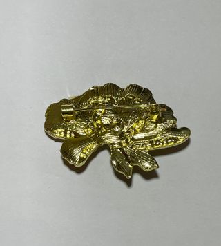 Broche Peonía Rosa con Perla y Cristales