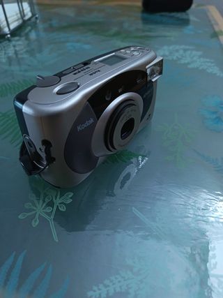 Cámara Kodak Advantix F600 Plata