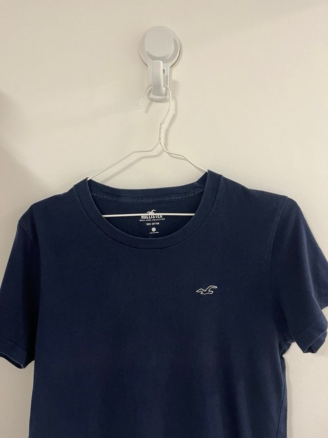 Camiseta Hollister Azul Marinho Tamanho XS