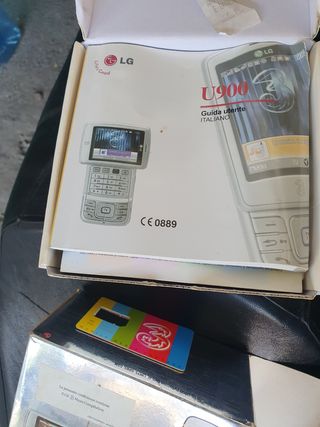 Cellulare LG U900 Argento