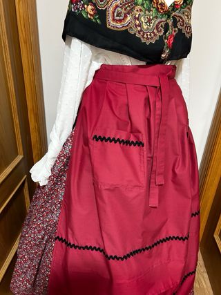 Traje Baturra Talla 38/44 Nuevo