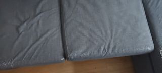 Excelente sofa, cómodo, arañado, perfecto cn funda