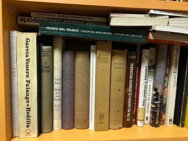 Libros de Historia y Política a partir de 1€