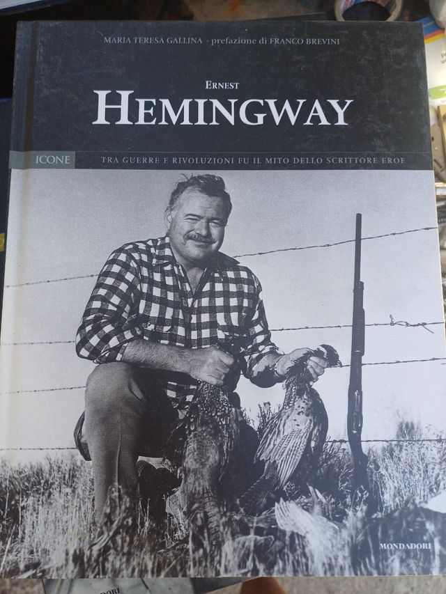 9 volumi Inediti... biografia personaggi che hanno