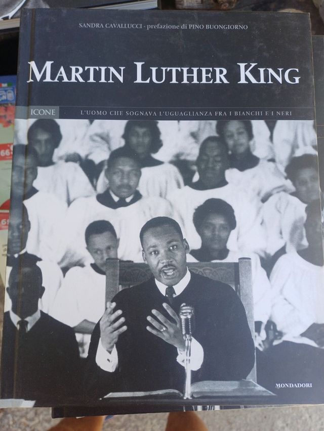 9 volumi Inediti... biografia personaggi che hanno