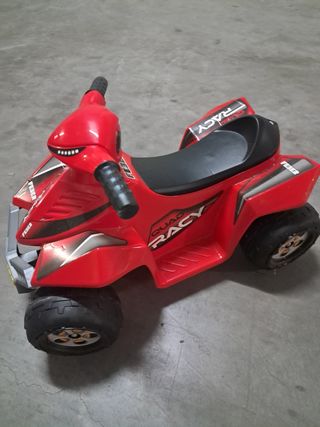 Quad eléctrico infantil Feber