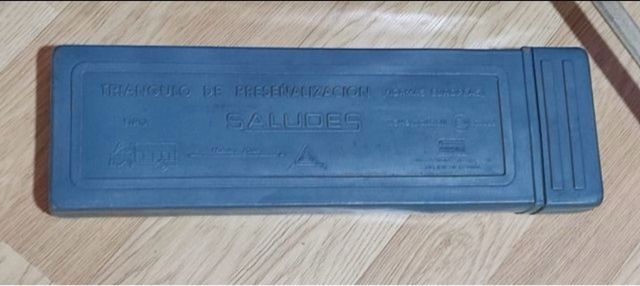 Triángulos de seguridad para coche