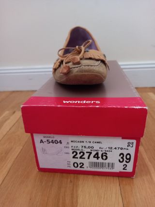 Zapatos Wonders Ante y piel 