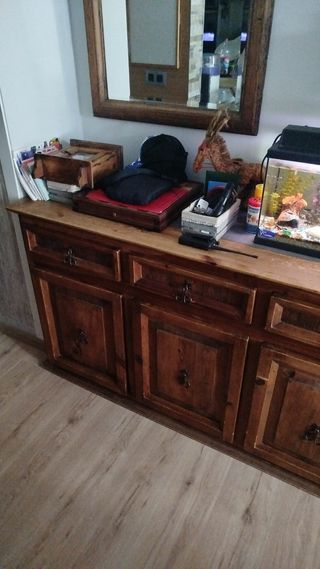 Aparador de madera rustico mexicano