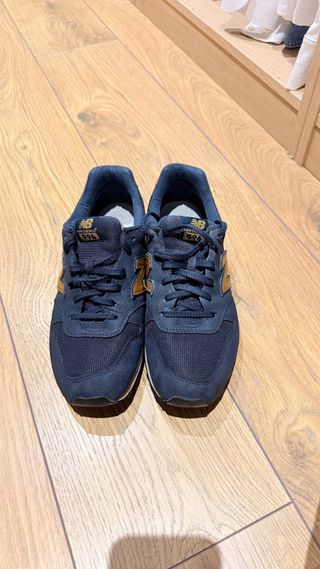 New Balance 996 Azul Marino y Dorado