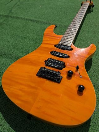 Guitarra Heart Art Desire Bolt-On Naranja