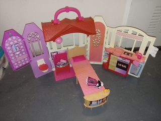 Casa de Juguete Barbie Maleta 2014