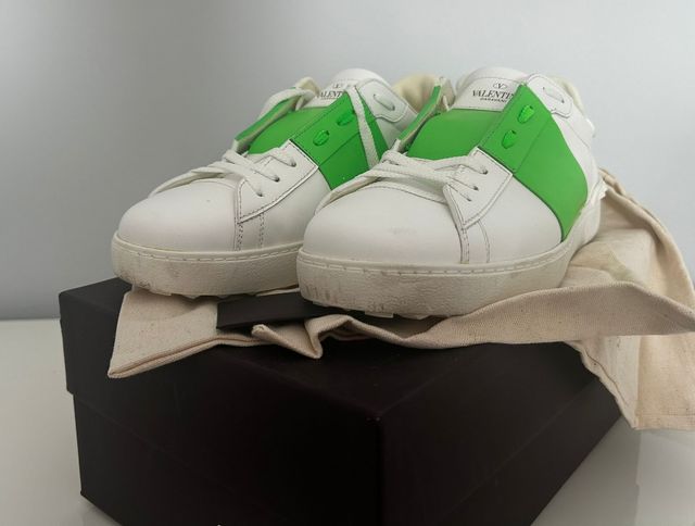 Scarpe Valentino sneakers bianche con fasce verdi
