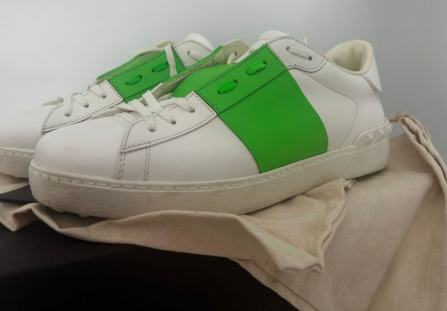 Scarpe Valentino sneakers bianche con fasce verdi