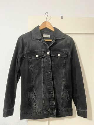 Chaqueta vaquera negra