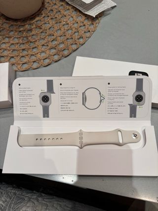 Apple Watch SE 40mm Correa Crema