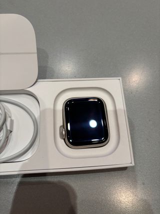 Apple Watch SE 40mm Correa Crema