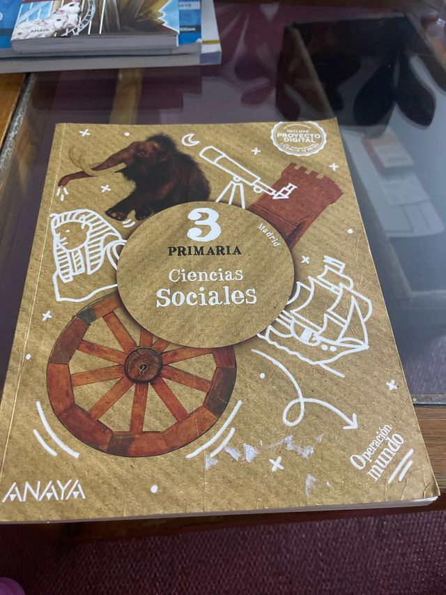 Ciencias Sociales 3.