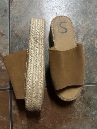Sandalias de cuña Ulanka marrones