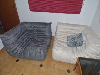 Diseño - Sofá crema esquinero estilo Togo