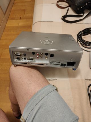 Proyector Toshiba TDP-S35 VGA S-Video Plata