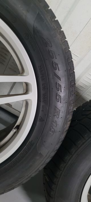Ruedas originales Porsche con neumáticos 18 pulgad