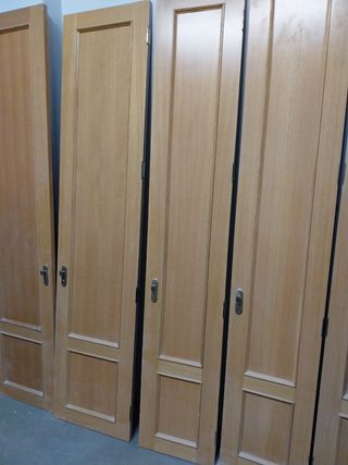 Puertas de madera maciza