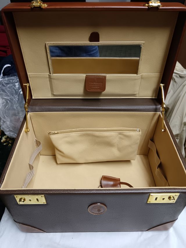 Beauty case Trussardi marrone