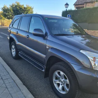 Toyota Land Cruiser 2004