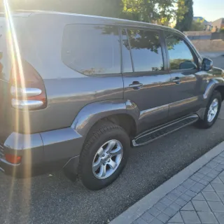 Toyota Land Cruiser 2004