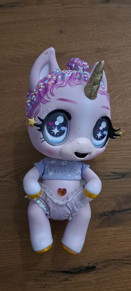 Glitter Babyz Unicorno Bambolina
