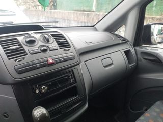 Mercedes-Benz Vito 2010