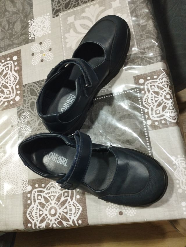 Zapatos colegiales niña talla 35-36