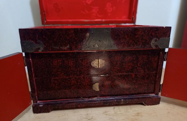 Joyero Vintage Chino con Grullas