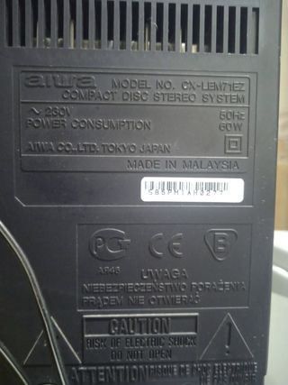 MINICADENA MARCA AIWA MODELO XR-EM71 COLOR GRIS