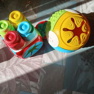 Juguetes psicomotricidad bebé