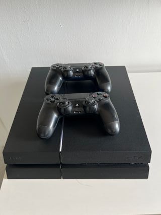 Consola Sony PS4 Negra